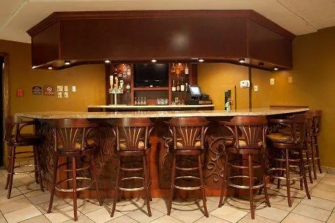 Ramada Conference Center 3*