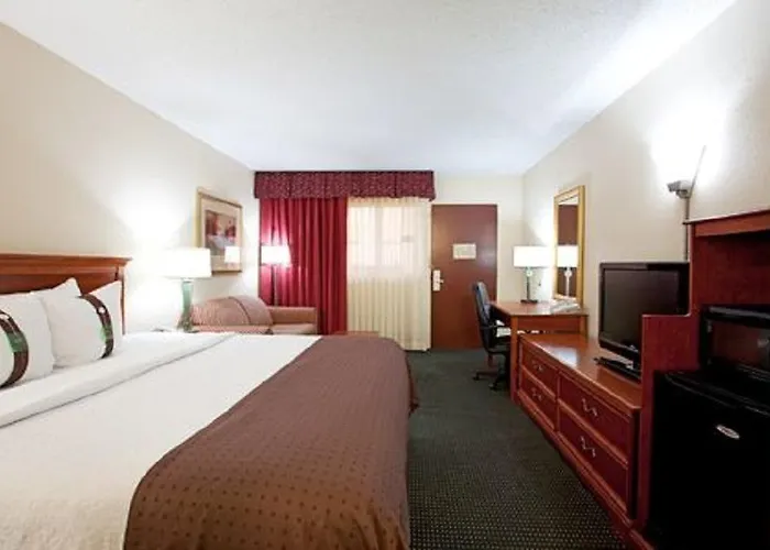 Hotel Ramada Conference Center