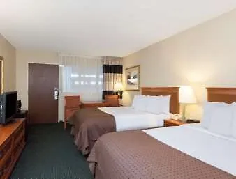 Ramada Conference Center 3*